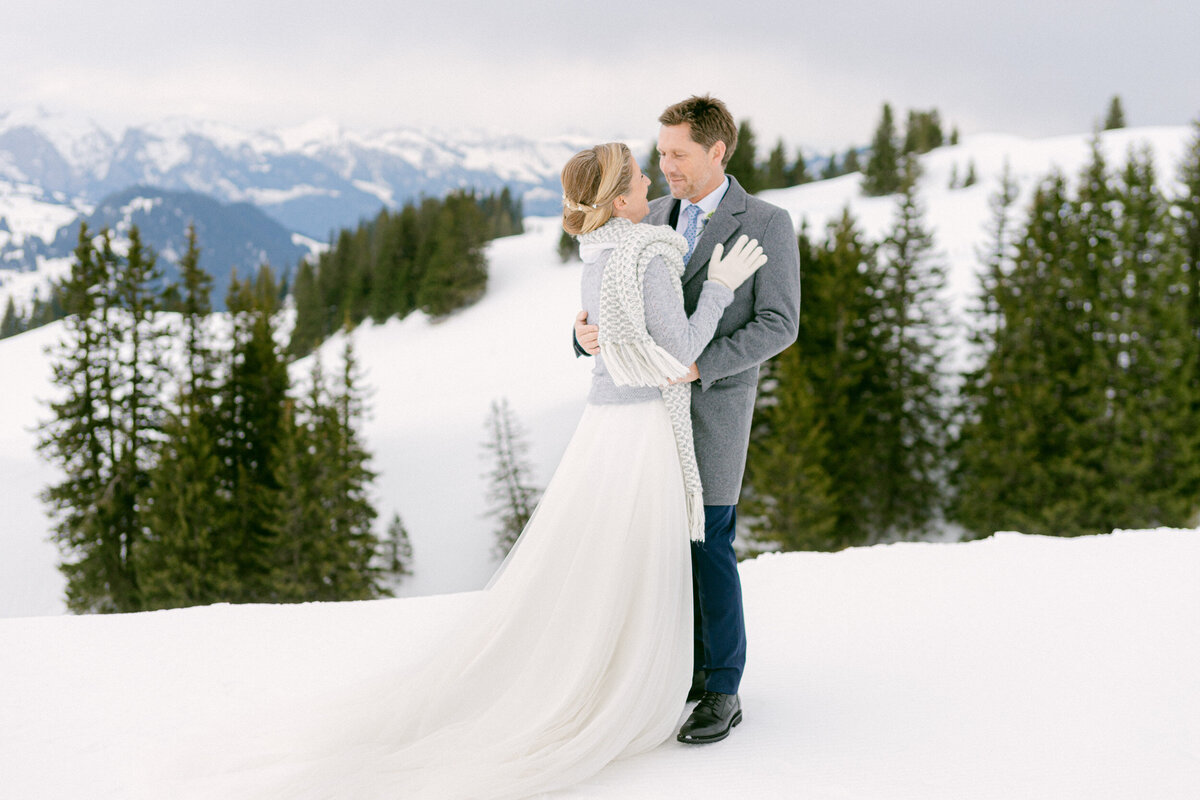Winter-Wedding-Switzerland1-15