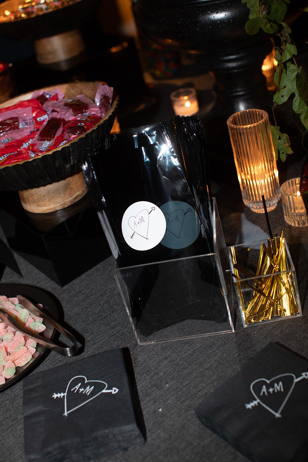 candy-bar-at-wedding-reception-woodway-country-club-ct