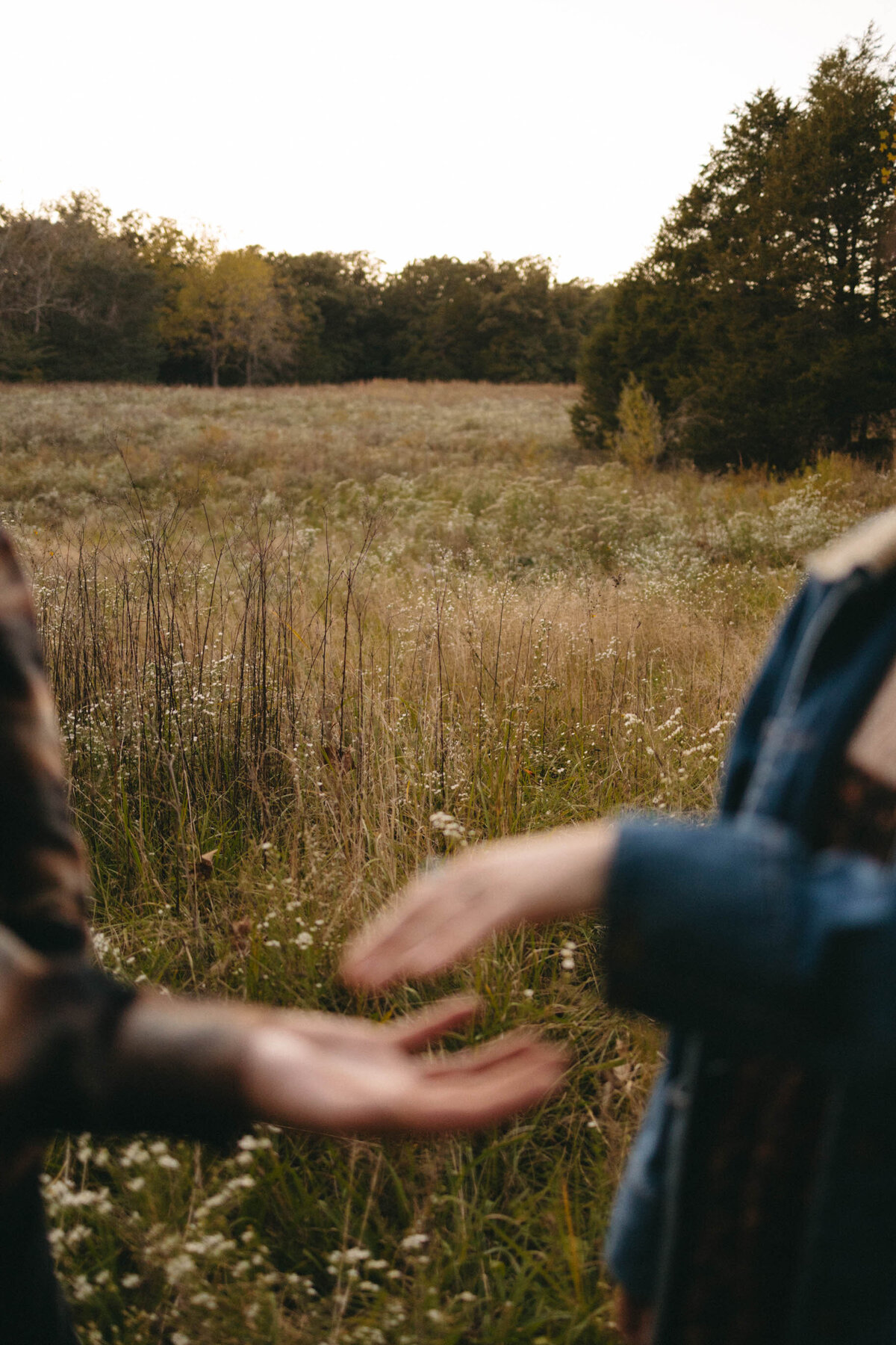 Spooky Fall Couples Portraits Missouri (1)
