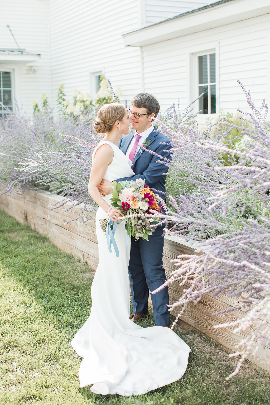 Monica-Relyea-Events-Kelsey-Combe-Photography-Dana-and-Mark-South-Farms-wedding-morris-connecticut-barn-tent-jewish-farm-country-litchfield-county407