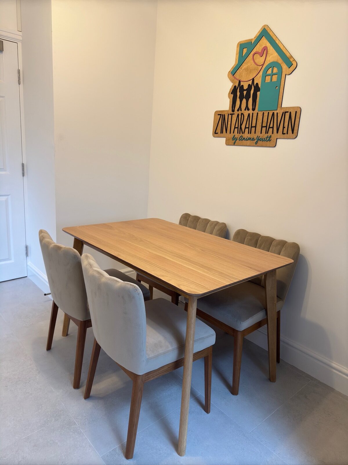 zintarah-haven-supported-accomodation-croydon-anima-youth-kitchen-area.3