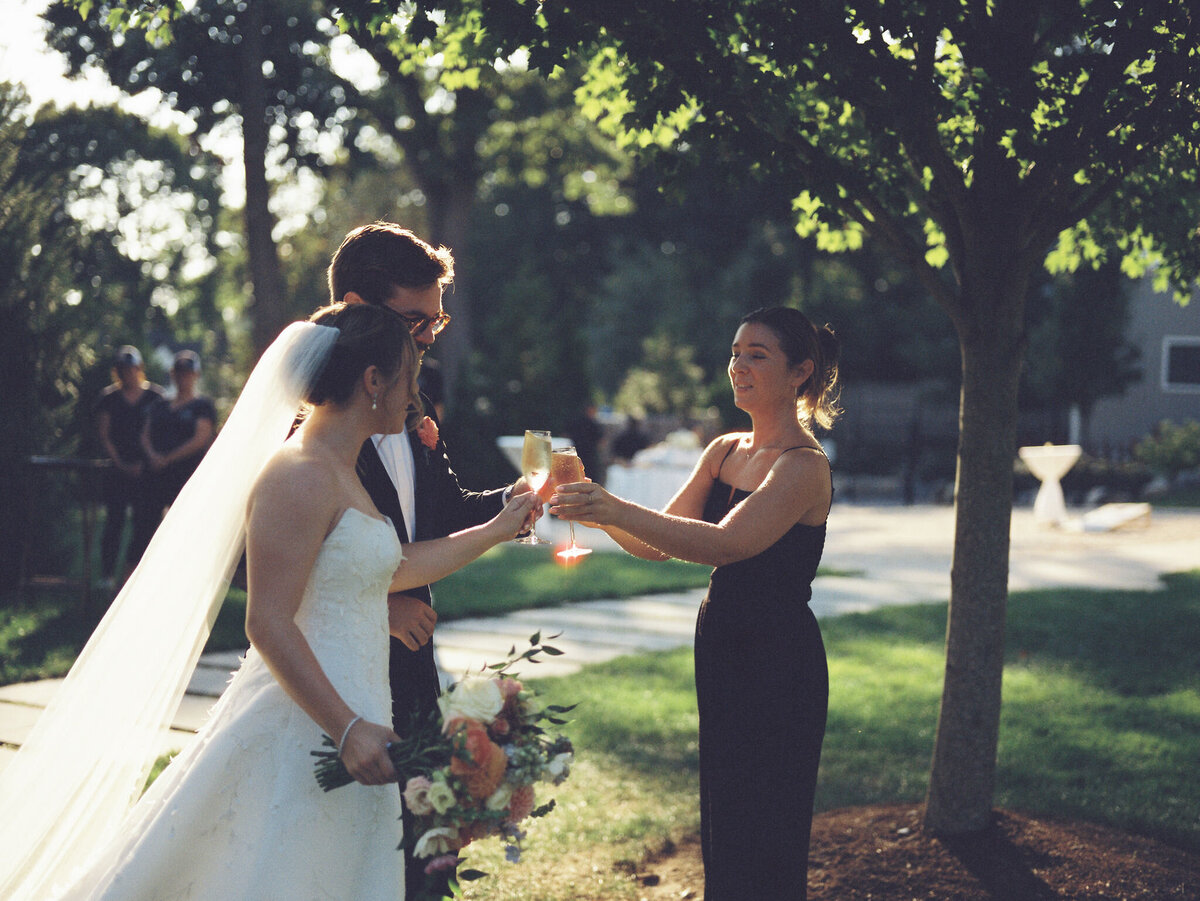 Film-Wedding-Photographer-010