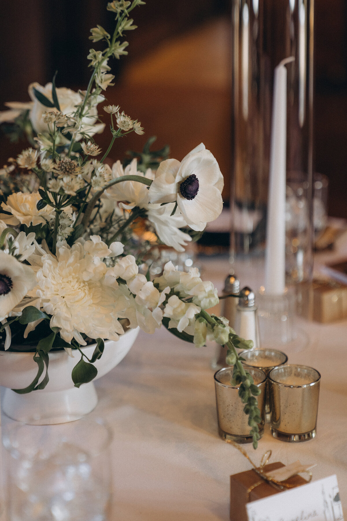 waveny-house-wedding-centerpiece