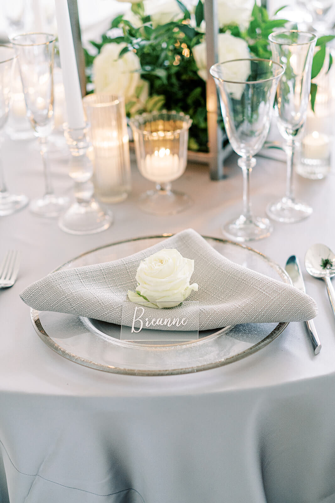 white-rose-accent-on-grey-napkin