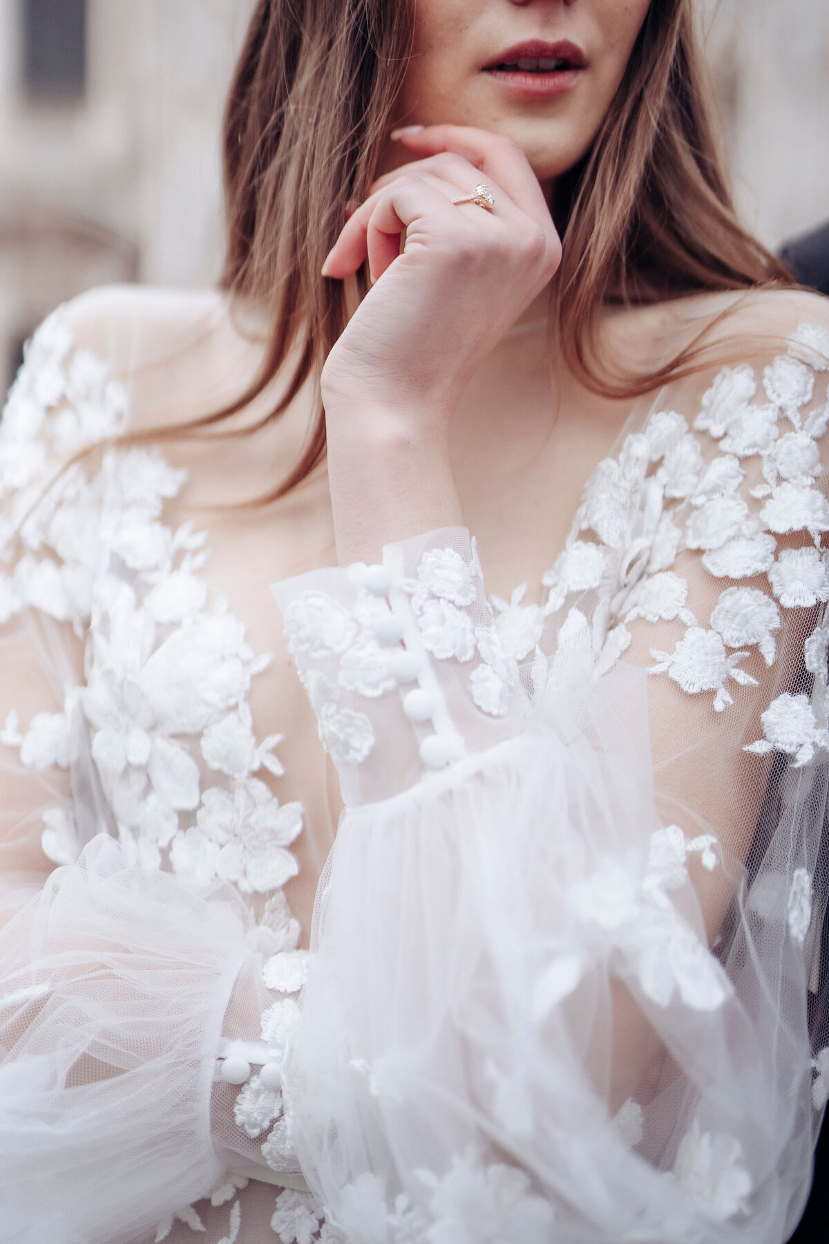 003-Milan-Duomo-Inspiration-Love-Story Elopement-Cinematic-Romance-Destination-Wedding-Editorial-Luxury-Fine-Art-Lisa-Vigliotta-Photography