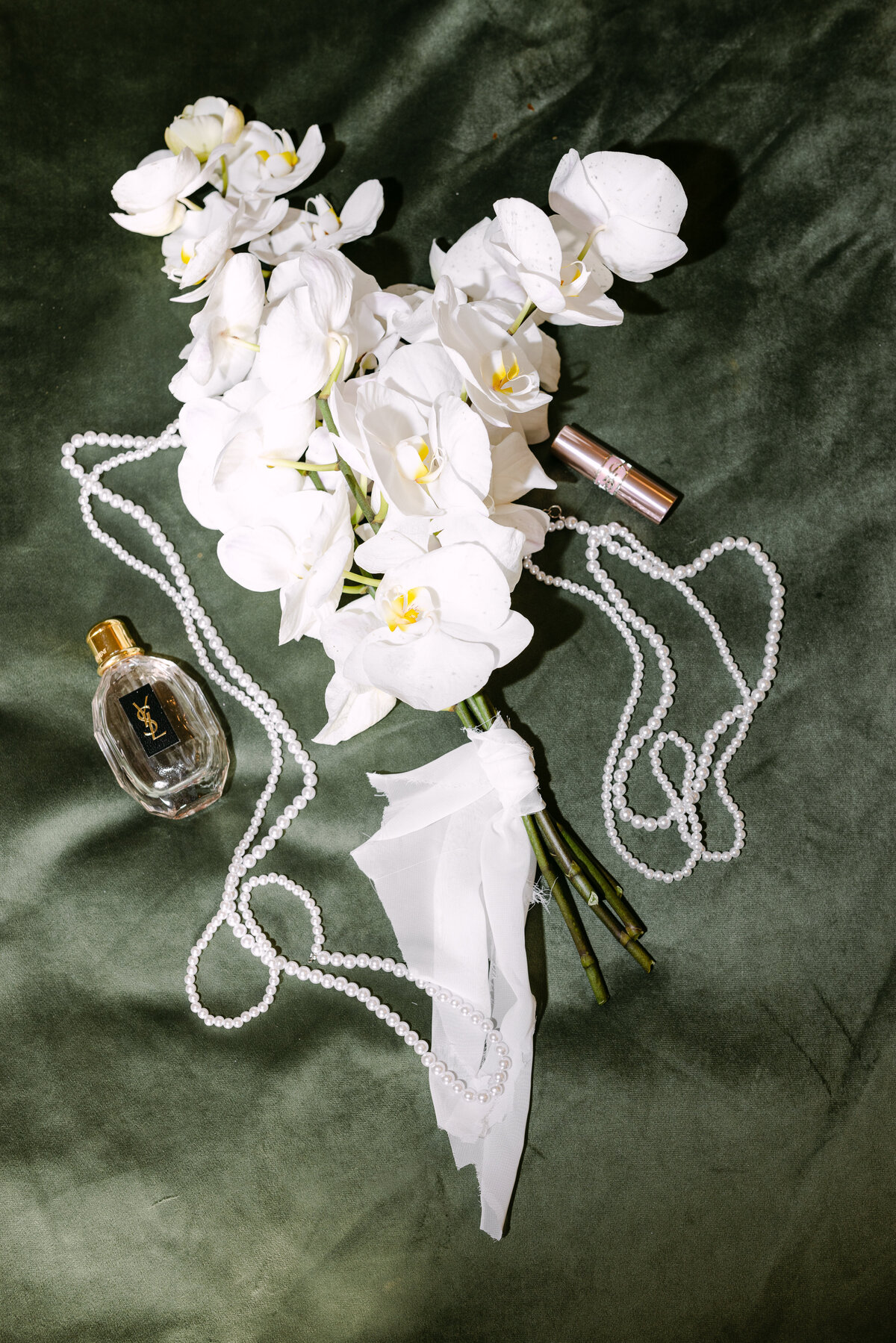 Elsa Daniel photographe- Edito Chateau Aveny-  Flatlay- 1
