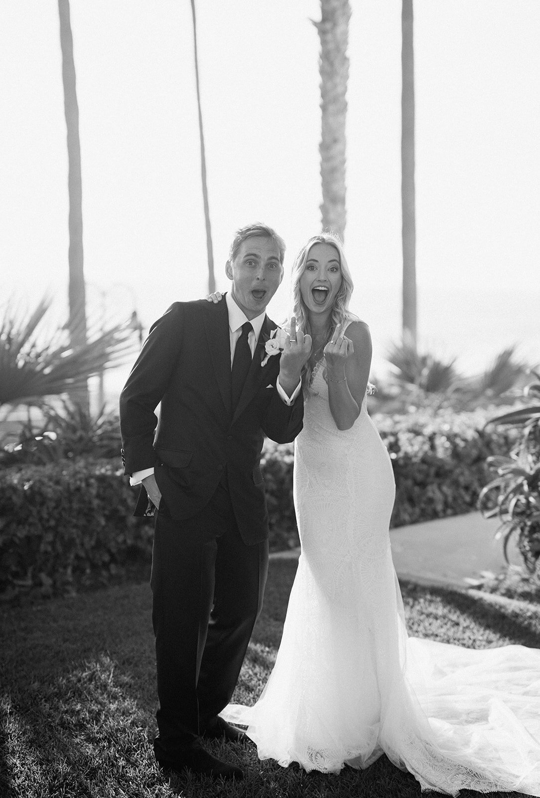 pretty-palm-leaf-event-co-morgan-and-alex-wedding-at-ole-hanson-13