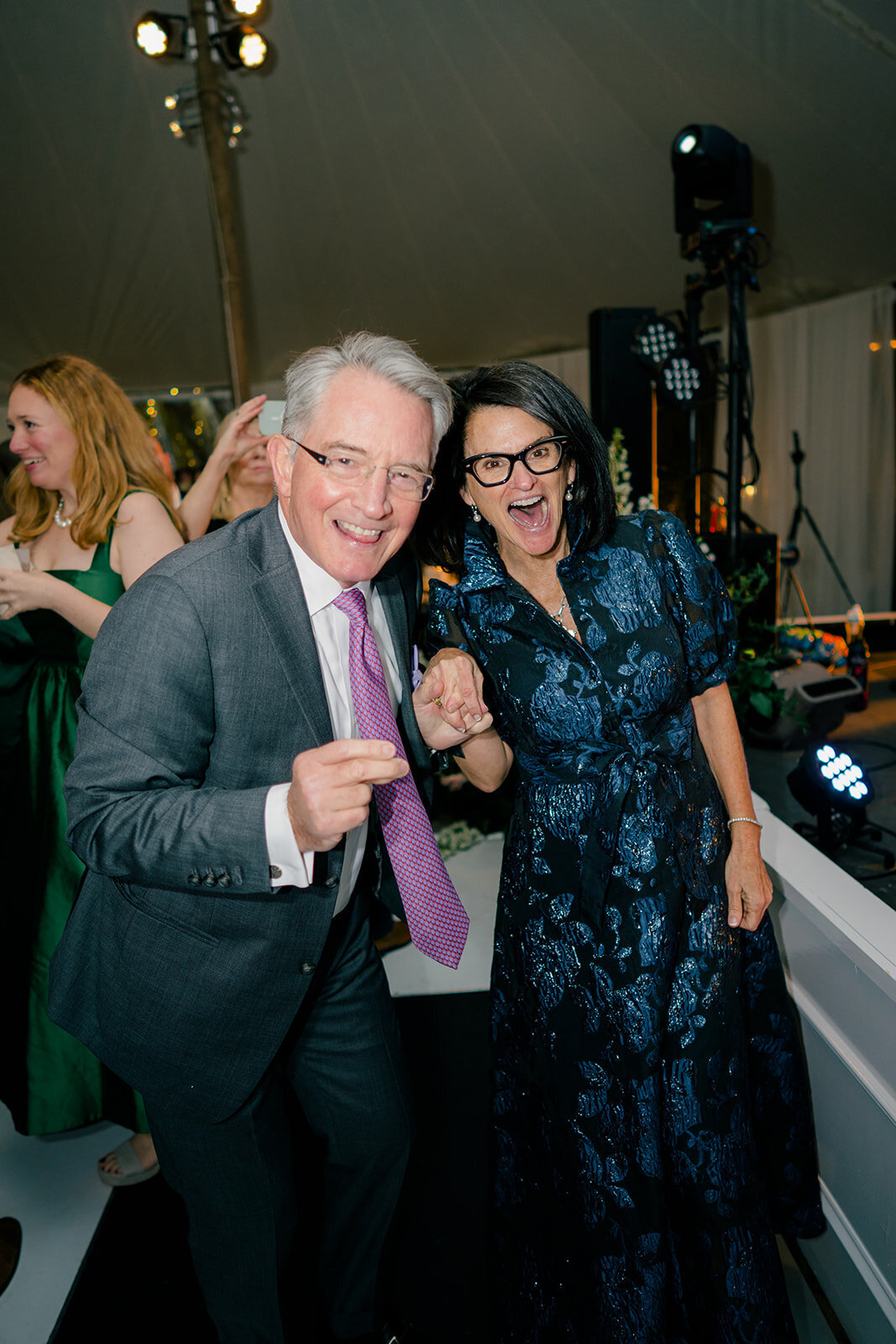 elevated_neutral_tones_governor_thomas_bennett_house_charleston_destination_wedding_photographer_wedding_Kailee_DiMeglio_Photography-1493