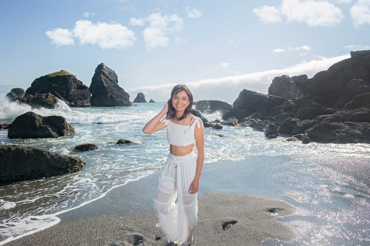 Redwoods-&Beach-Senior-Session-Luffenholz-beach-Humboldt-County-Parky's-Pics_0018