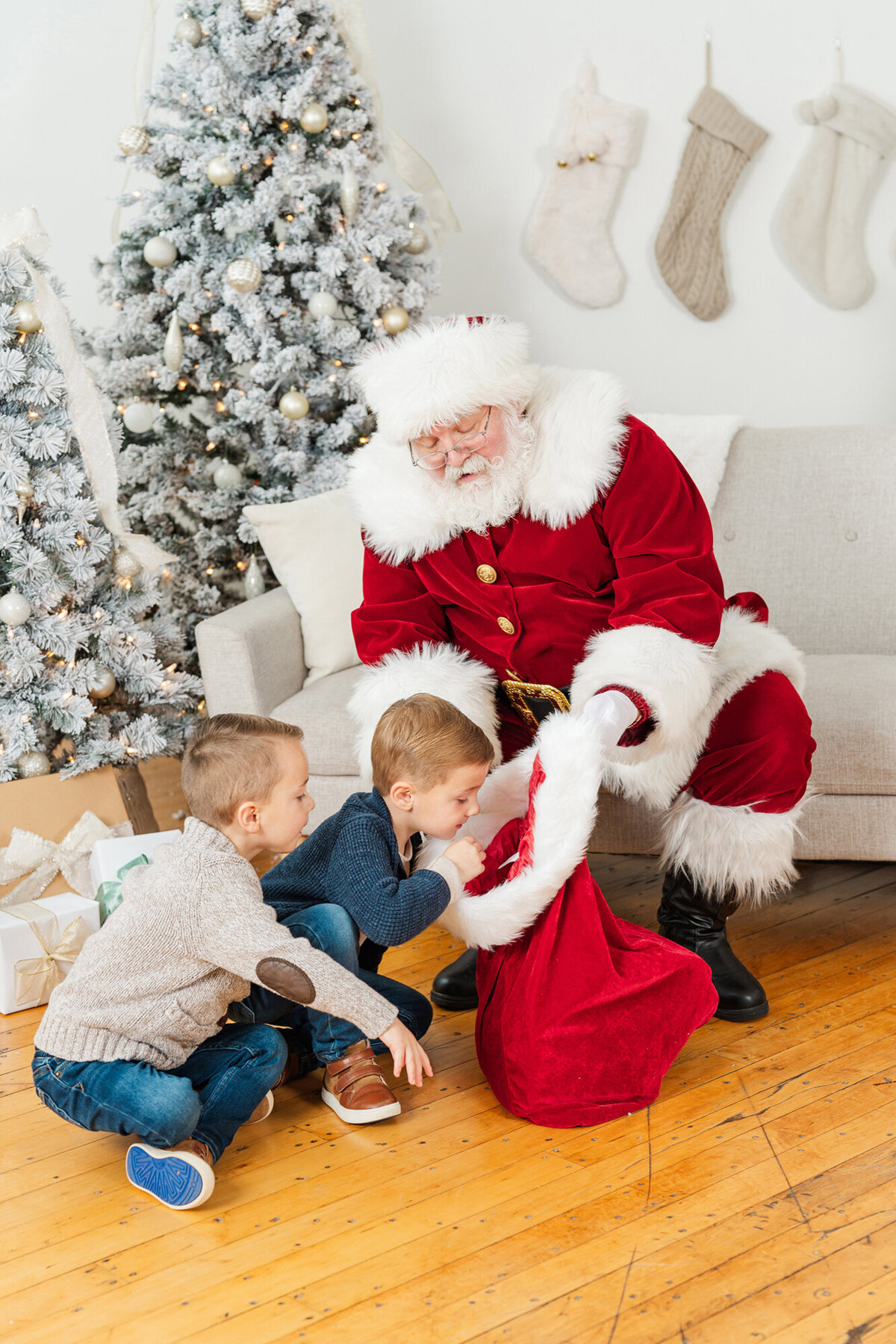 Santa Pictures Minneapolis_Yantes Photo_0006