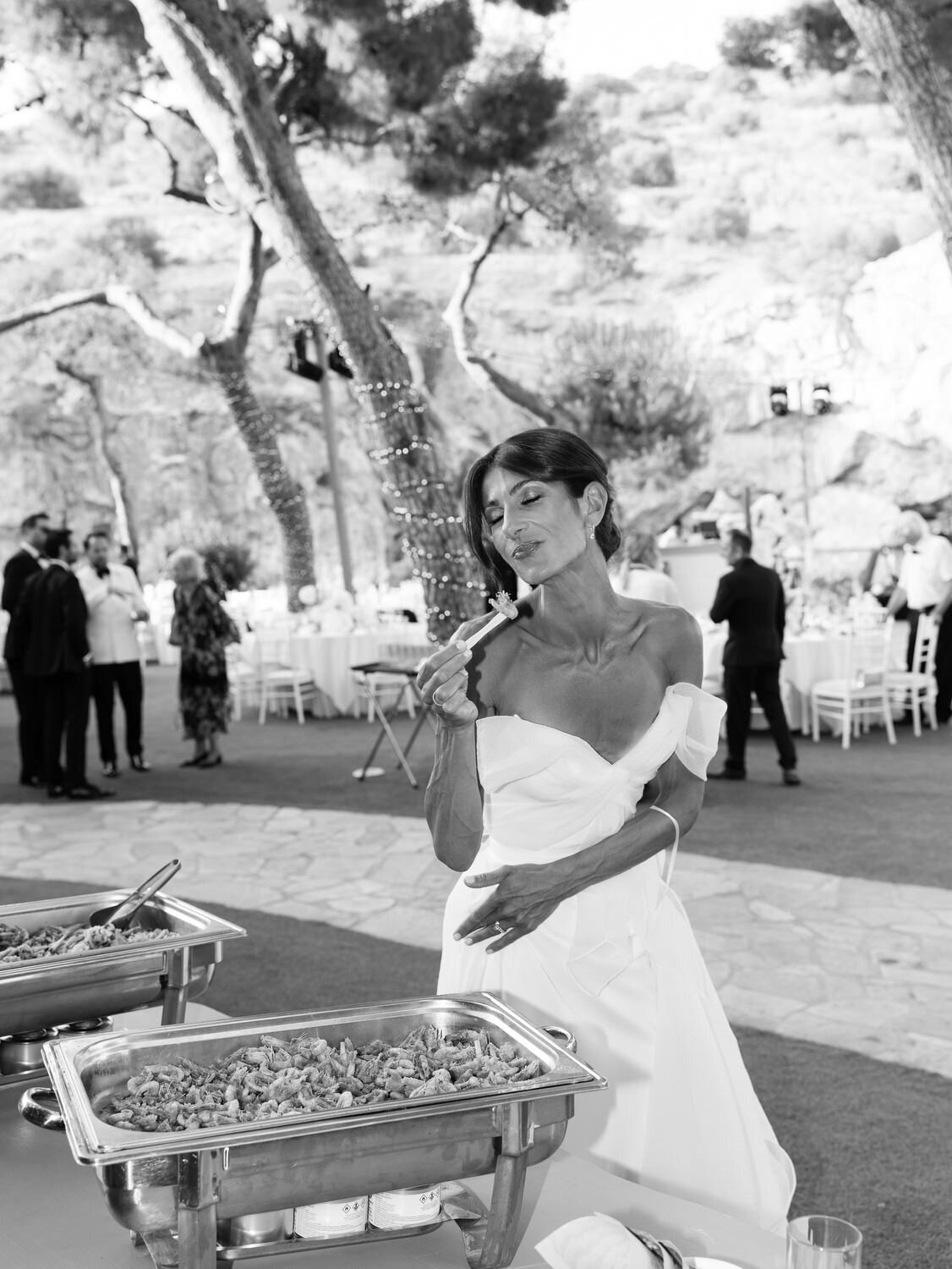 Black-Tie-Wedding-at-Four-Seasons-and-Vouliagmeni-Lake-084