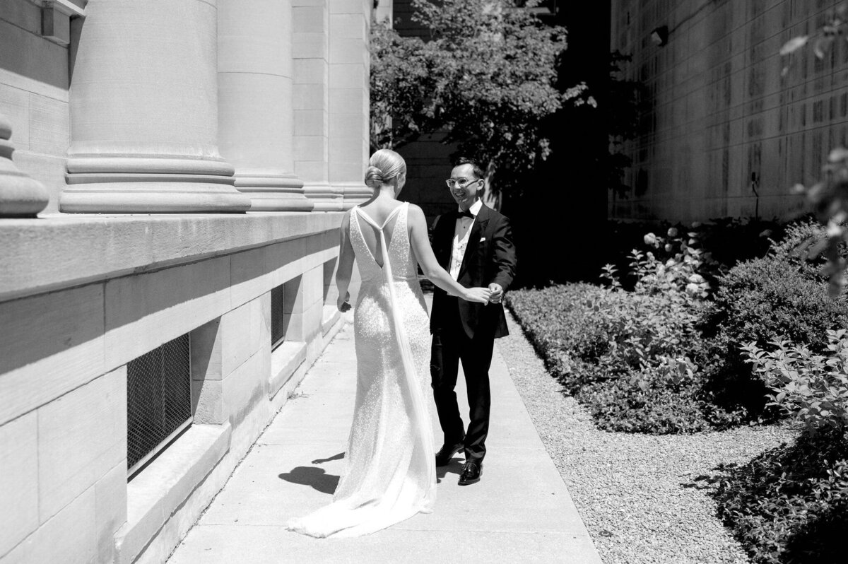 SassafrazRestaurantTorontoWeddingFirstLook-20