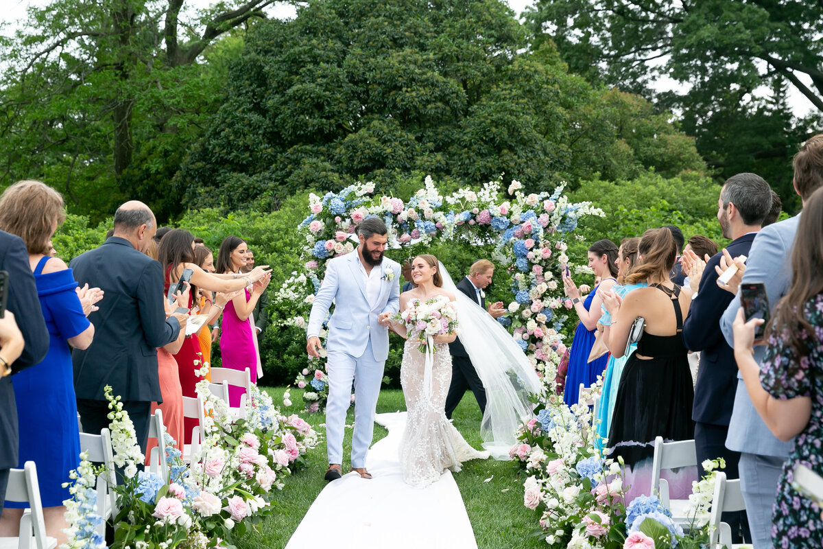 brooklyn-garden-chic-summer-wedding-ahp-46