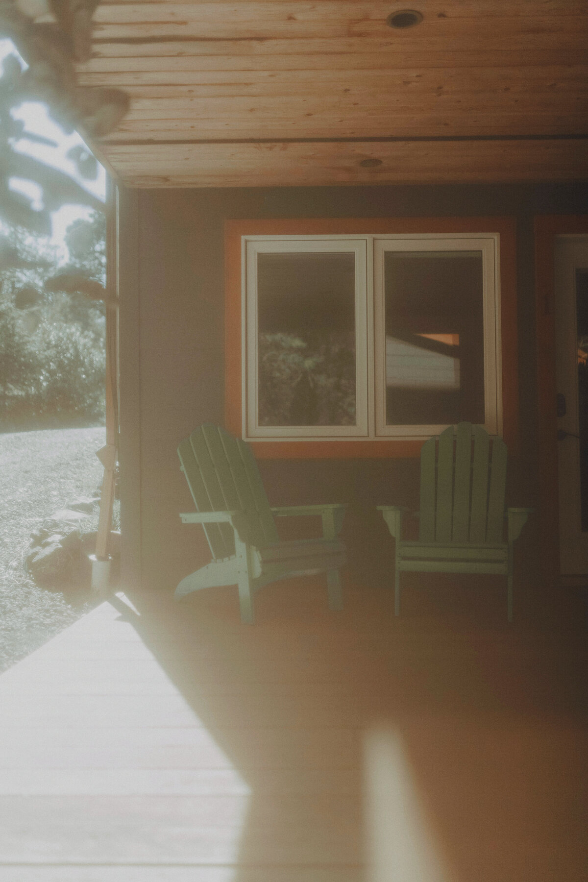 Sleepy Bear Guest House Airbnb Photography Session Ucluelet British Columbia 139
