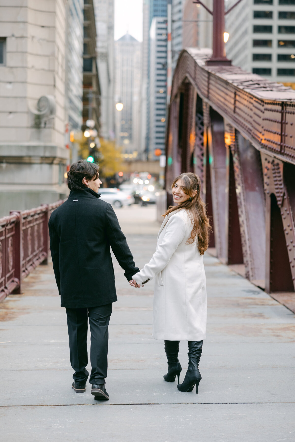 river-walk-engagement-session-chciago-1
