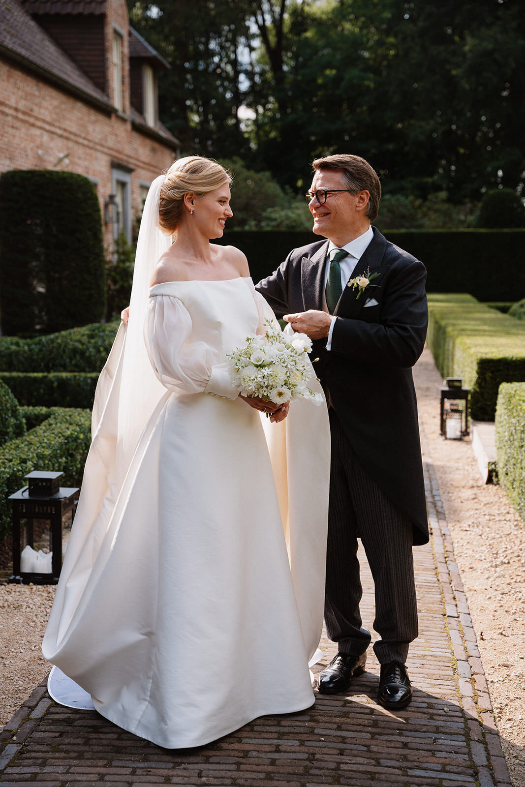 luxurious-royal-like-wedding-belgium-00037
