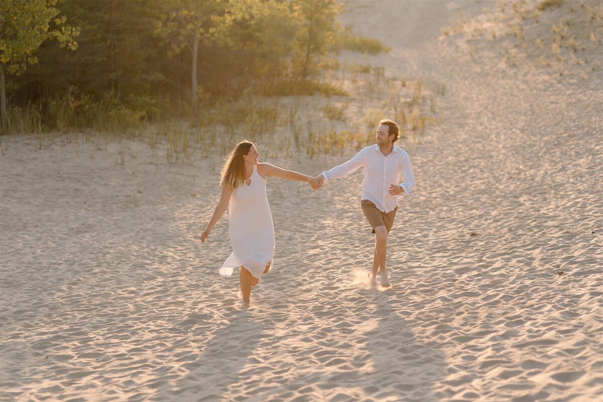 Hannah_Dylan_Engagement-sneaks-4