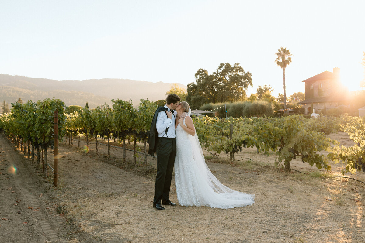 madison+wesley_KatelynBradleyPhotography_VSattuiWineryNapaCalifornia_-54