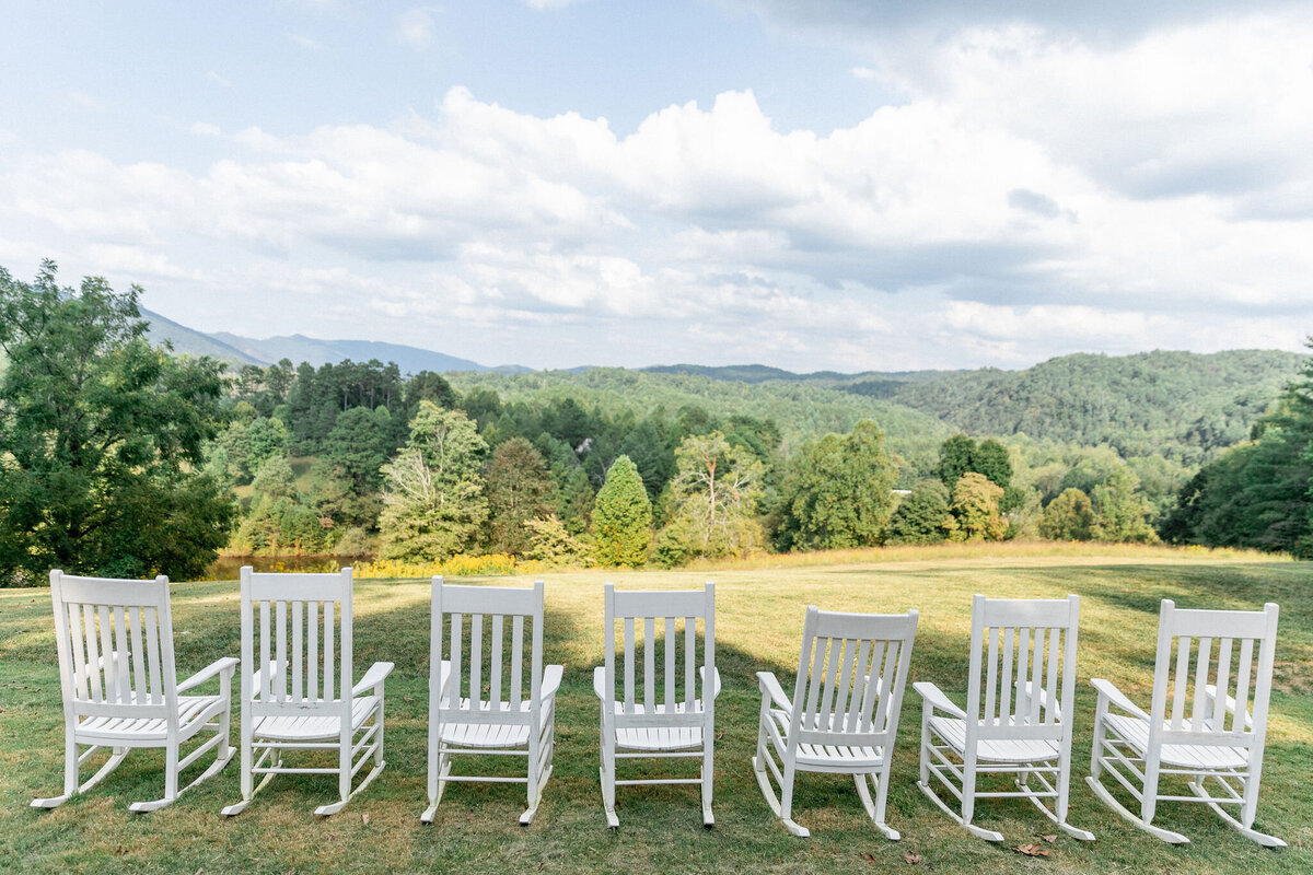 133-larissa-cleveland-blackberry-farm-shannon-leahy-events-wedding-california-photographer-063
