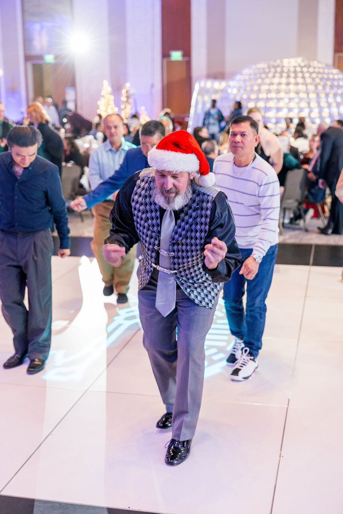 Virginia-Wedding-Planner-Bauer-Compressors-Holiday-Party-49