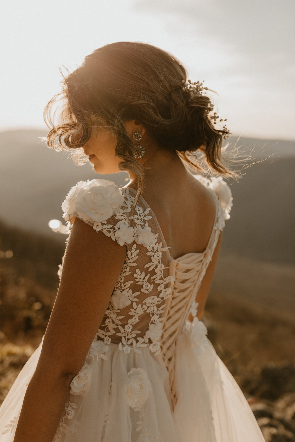 Outdoor Elopement by Richmond VA Wedding Photographer