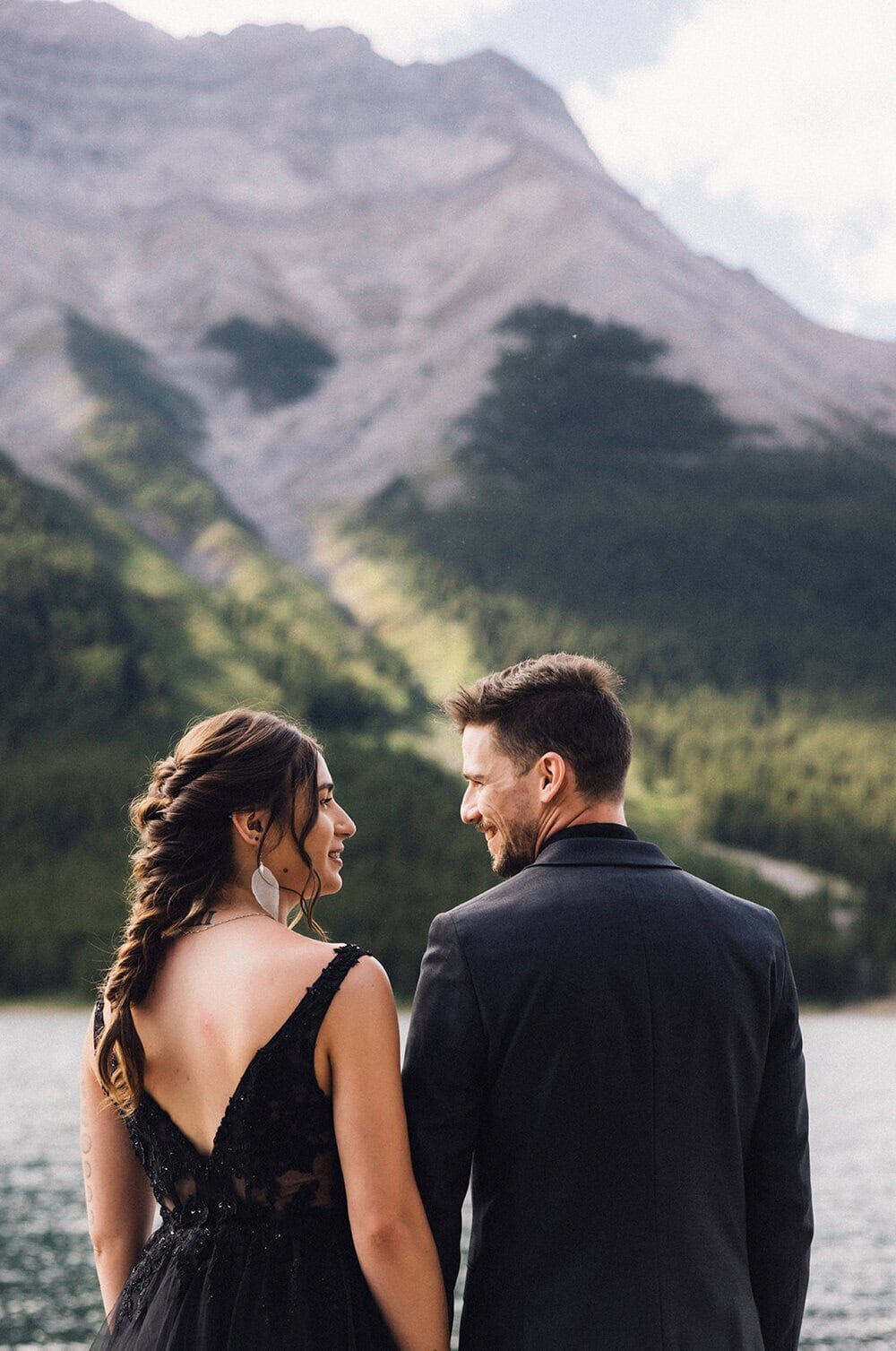 Alberta elopement and micro-wedding galleries by Allie Knulls Photography