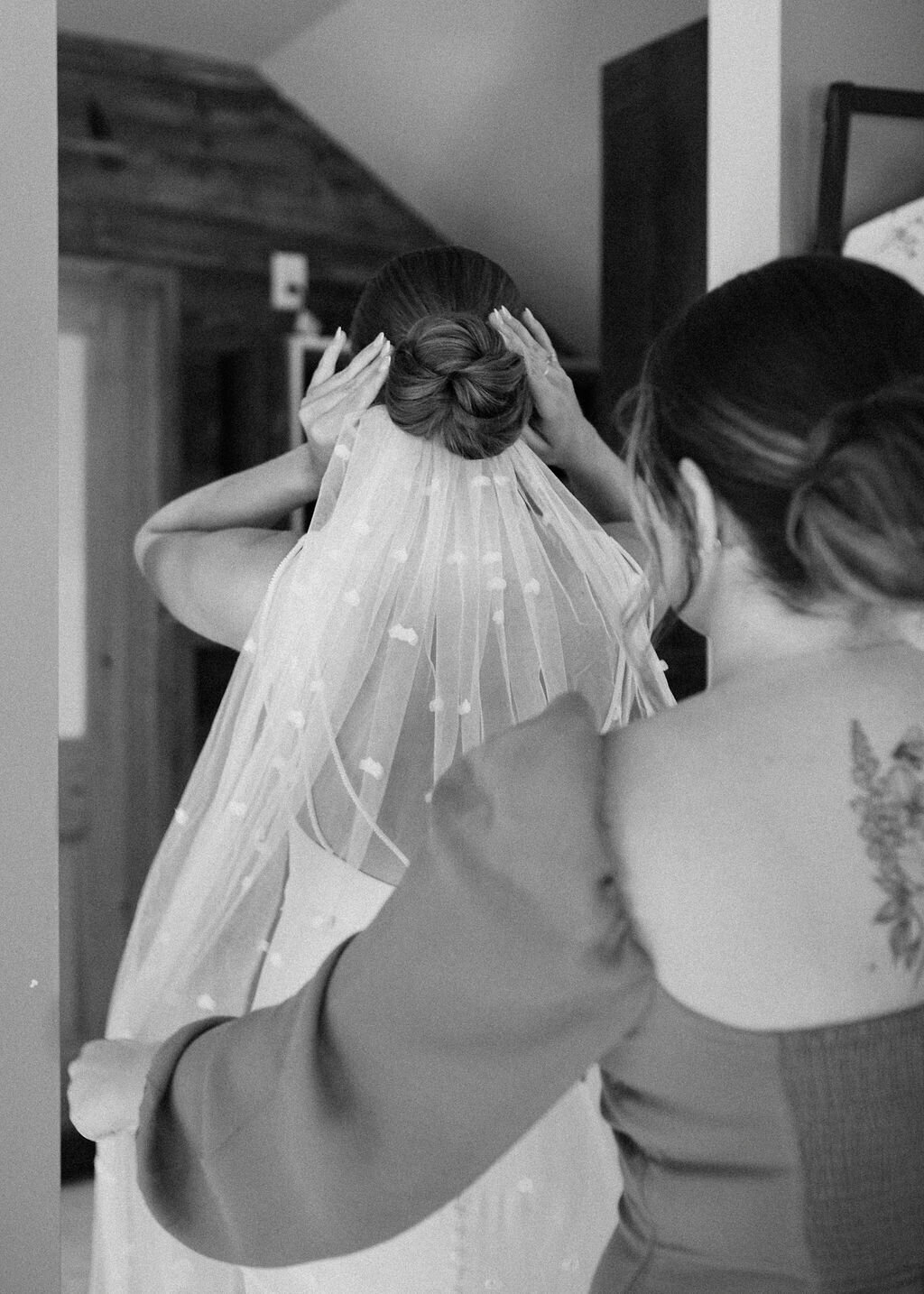 IntimateSummerEstateWeddinginToronto,Ontario-2