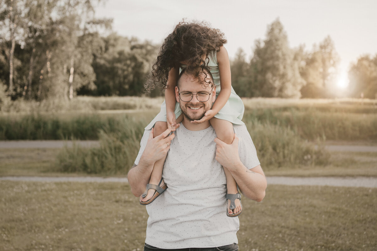 spontane-gezinsfoto-twiske-golden-hour-leukfotografie-3