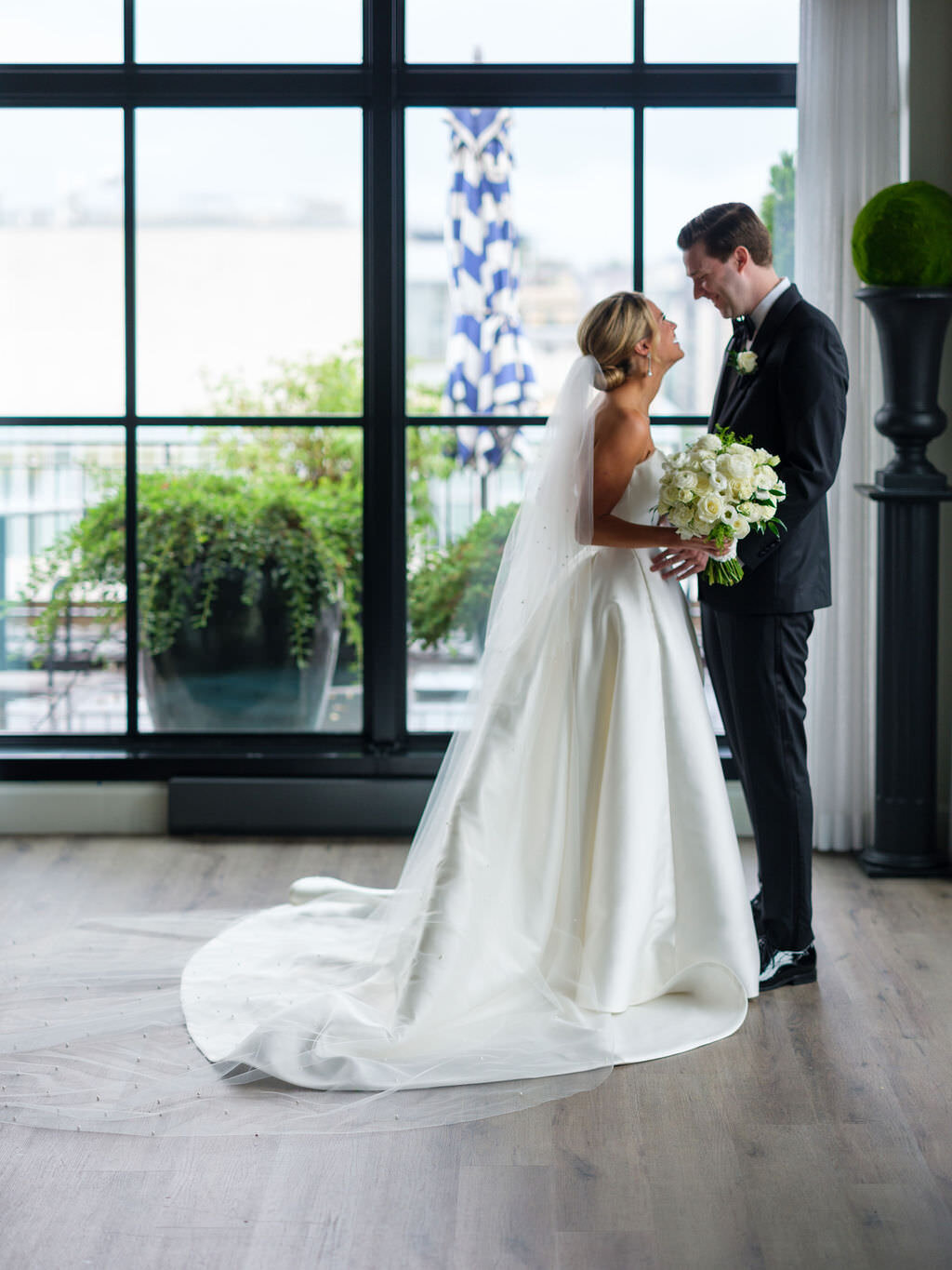 Classical summer wedding in Washington DCM&P-40