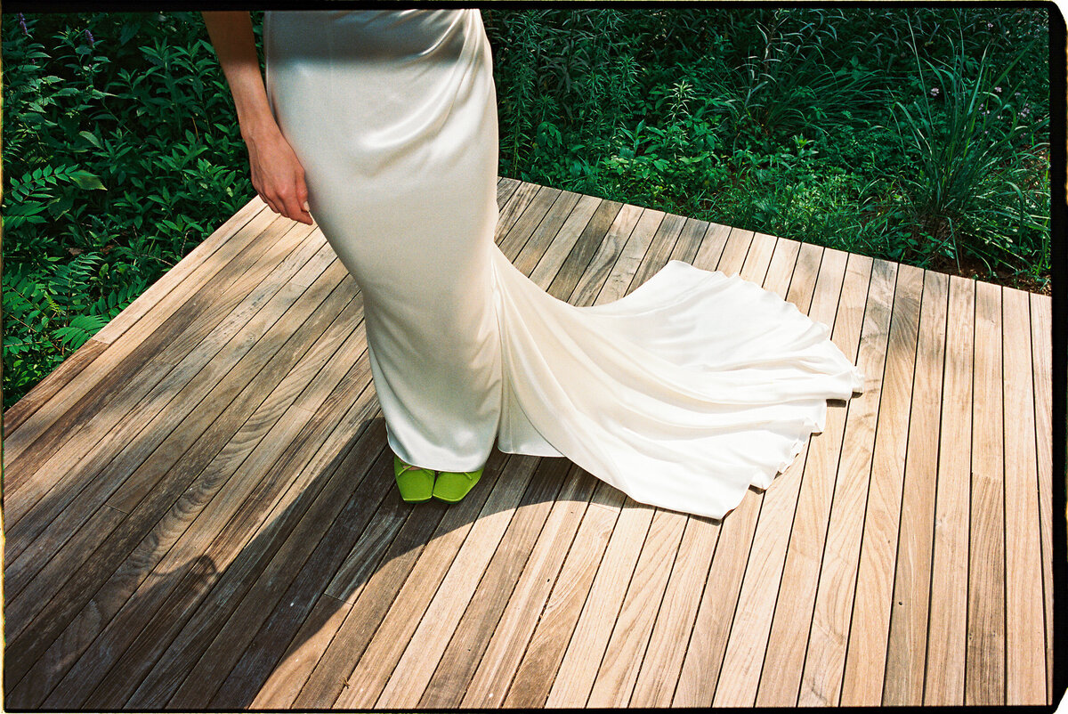 Lake-Minnetonka-wedding-Will-DeGraw-Clever-Disarray-30