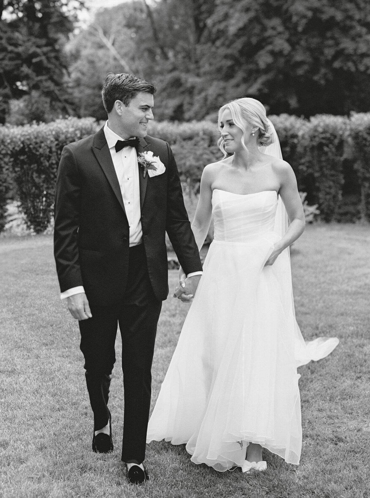 Glen Manor RI Wedding-Halie Child Photography-41