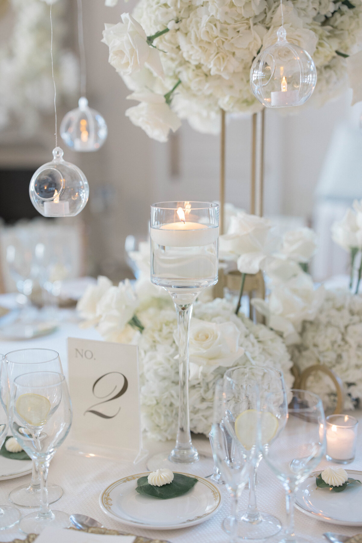 Molly Sue Photography Wedding at Park Chateau 66