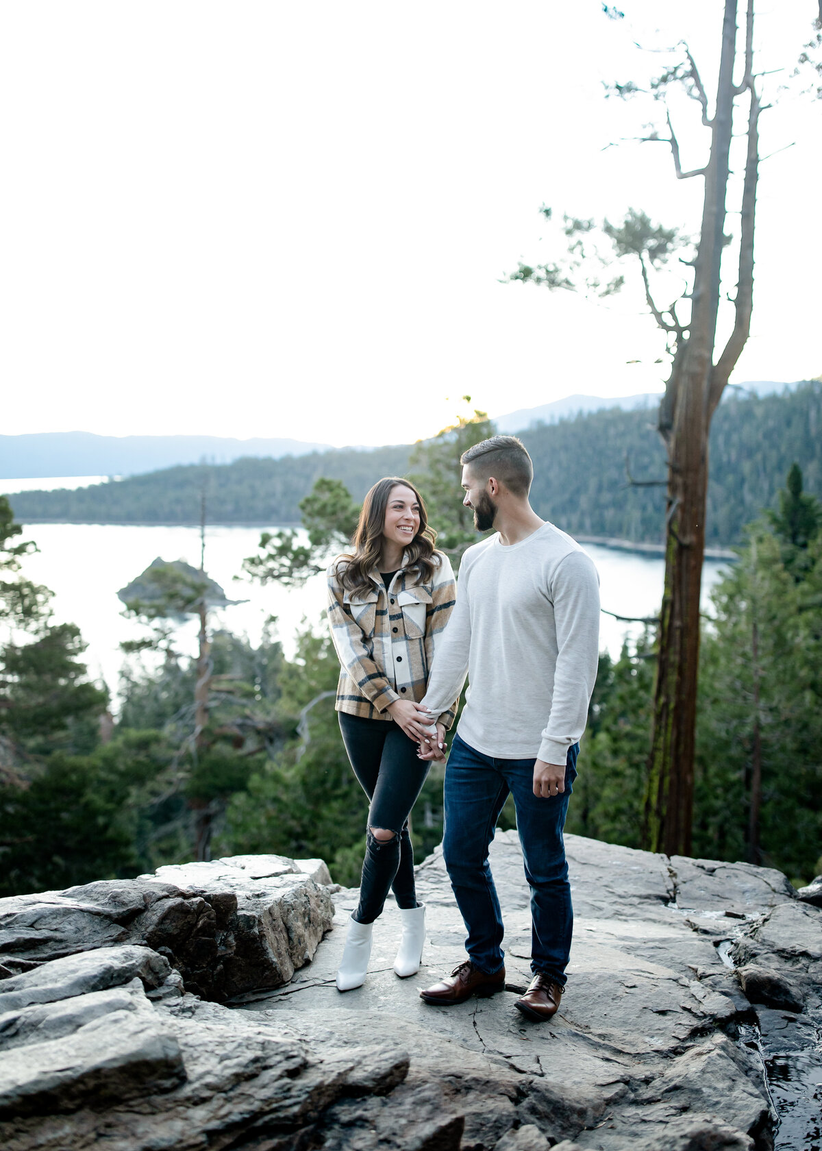 08272022_Emily+ZachEngagements_EmeraldBayLakeTahoeCA_AnjaJensenPhotography-65