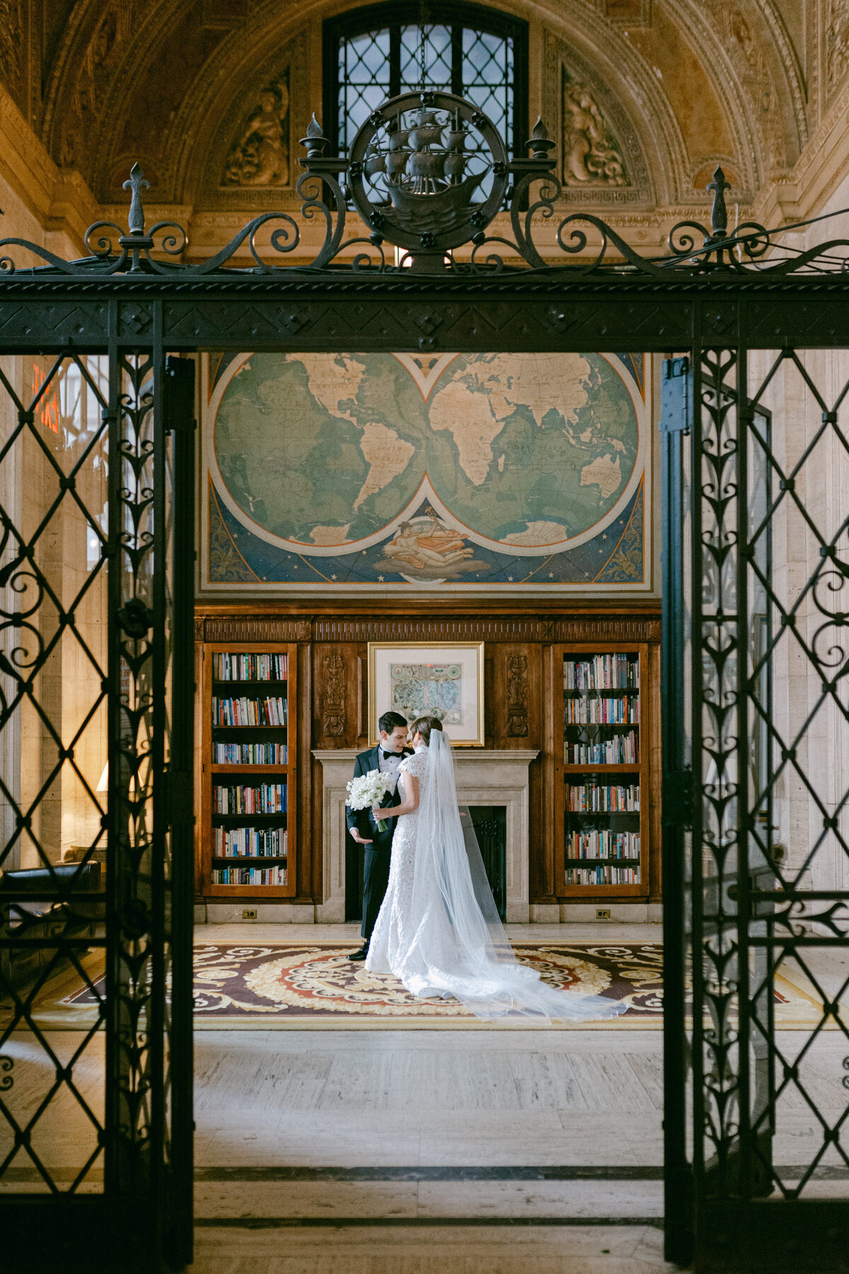 040624Amanda+Andrew0335