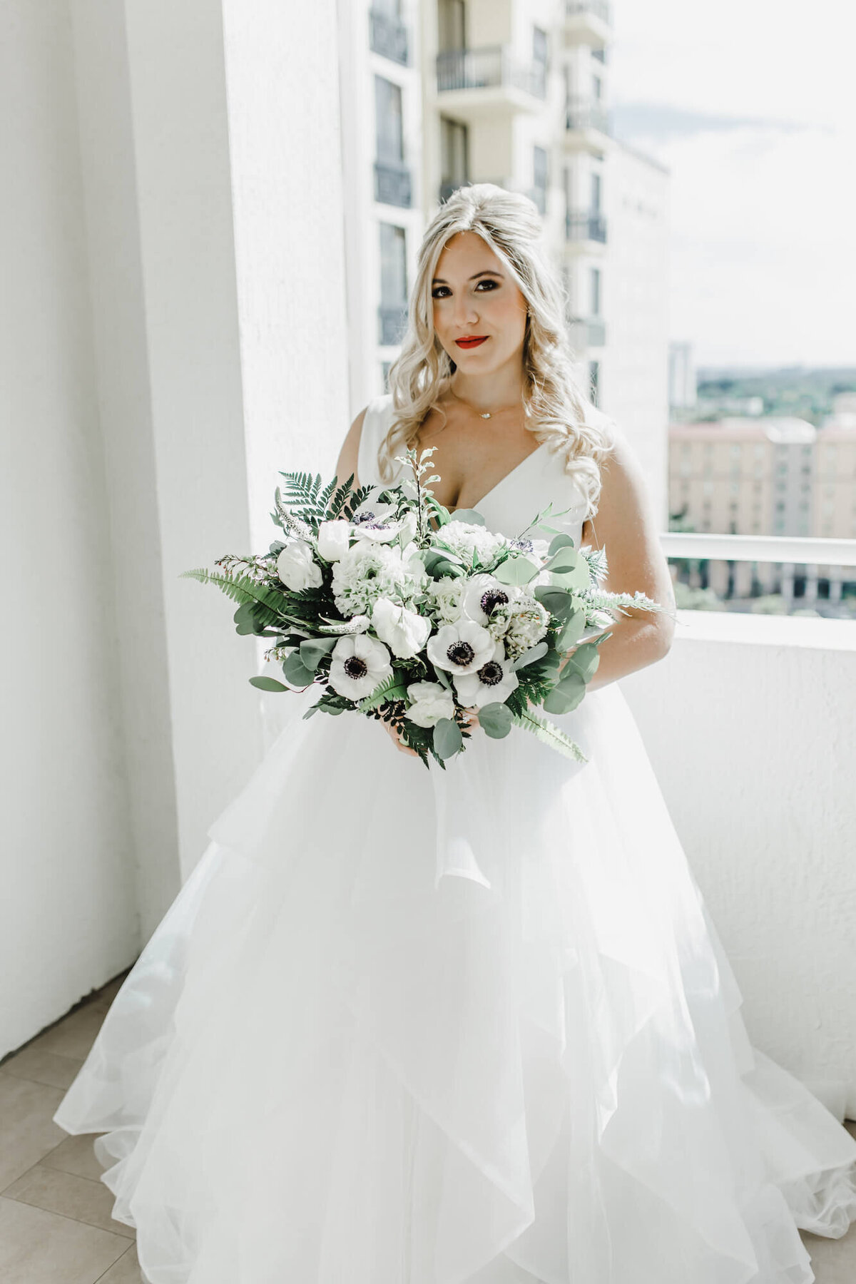 Jackie Lieberman Wedding - bride holding flowers