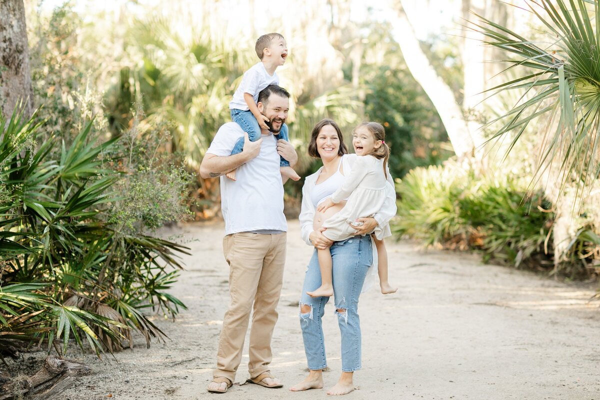 2023.12.09 Becker Family Portraits Jacksonville Beach Florida-01336