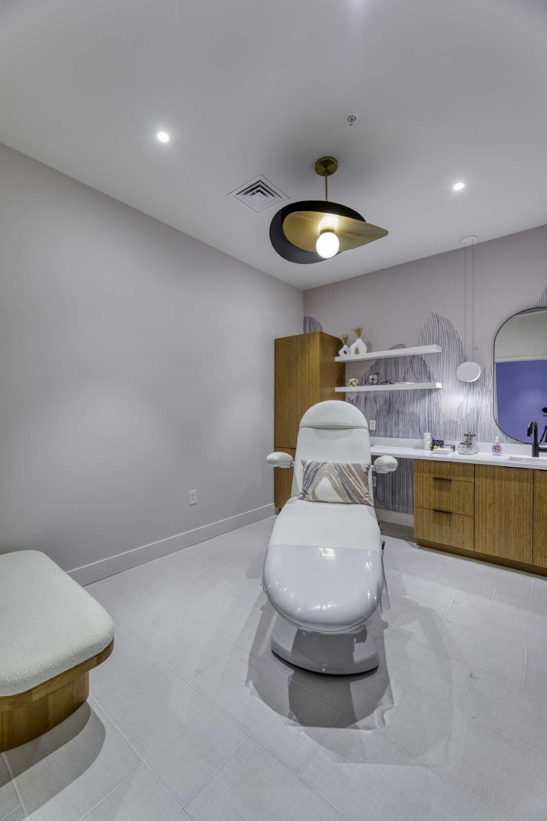 Liberty Type Branding and Website Design Agency Knoxville, Tennessee Therapist Brand Therapist Branding Chiropractor Brand Chiropractor Branding Doctor Brand Doctor Branding Nutritionist Brand Nutritionist Branding Interior Designer30