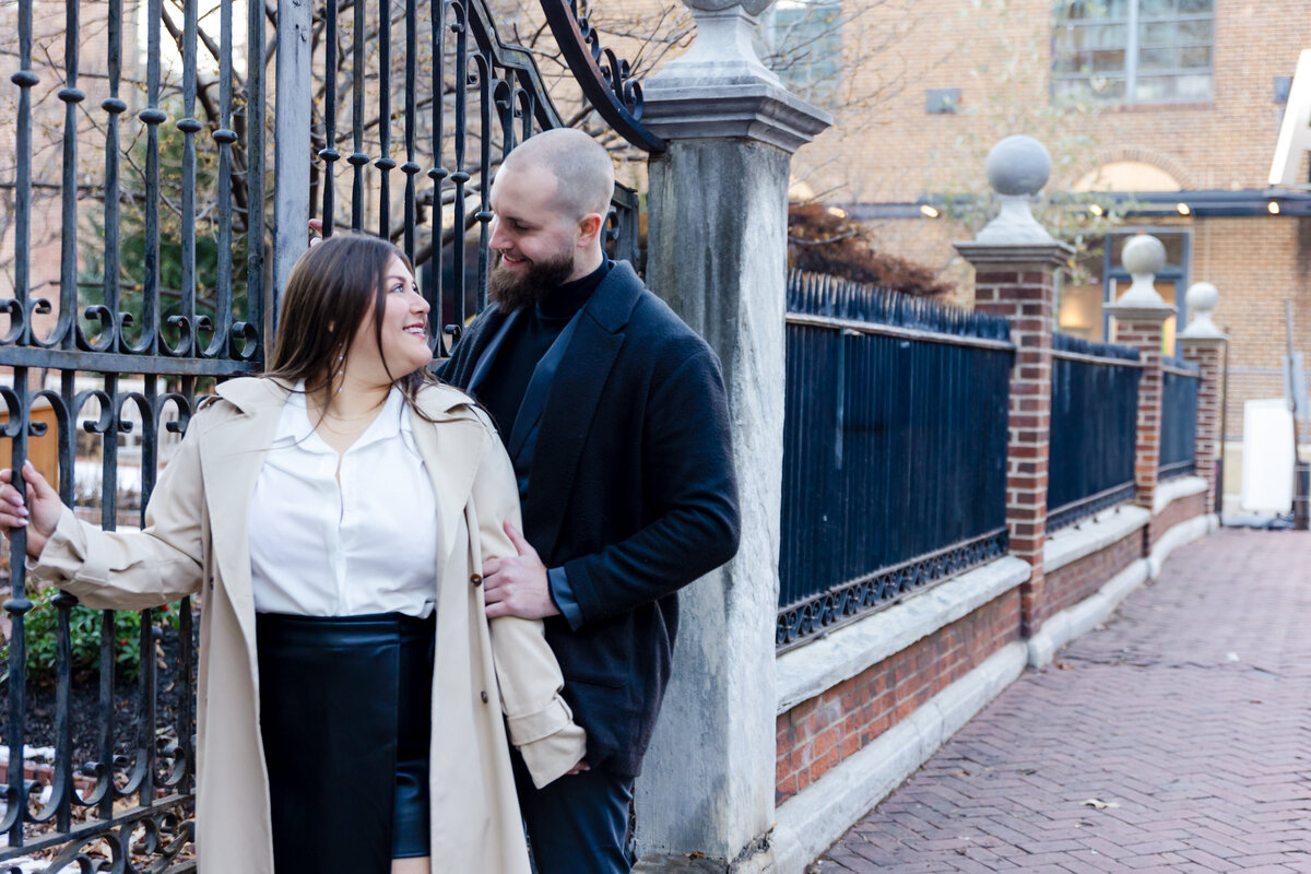 Emily&Ben_NikkiHalterPhotography_OldCityPhiladelphia_PA-70