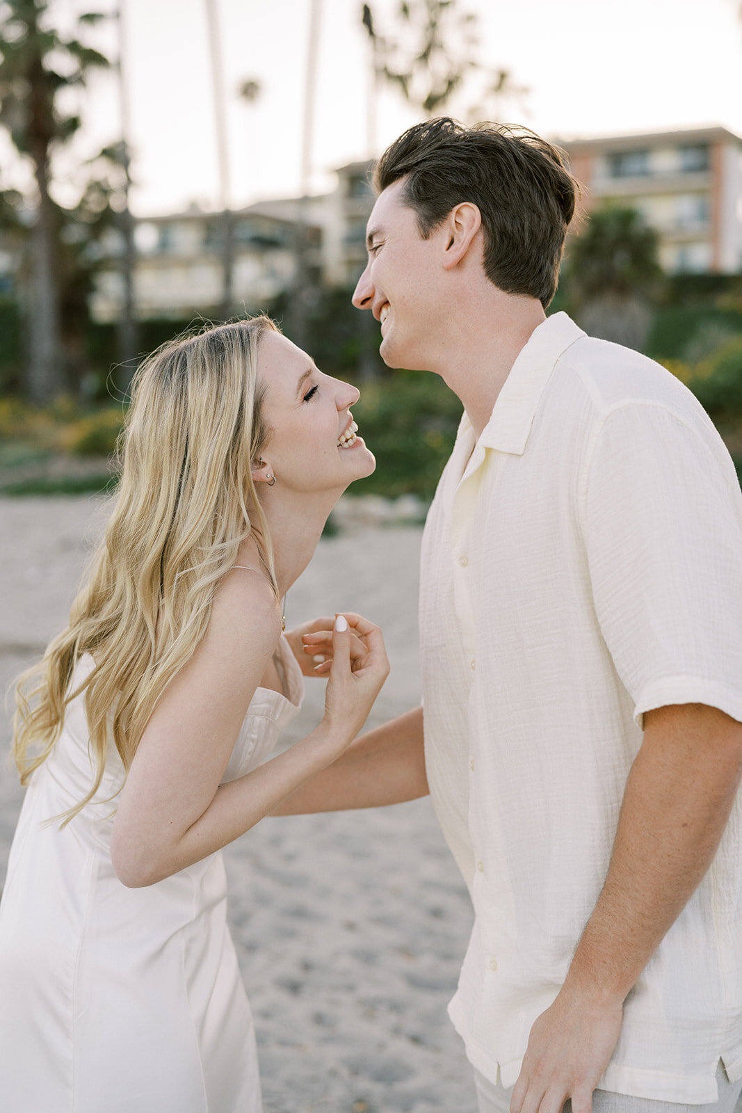 santa-barbara-courthouse-engagement-photos-217_websize
