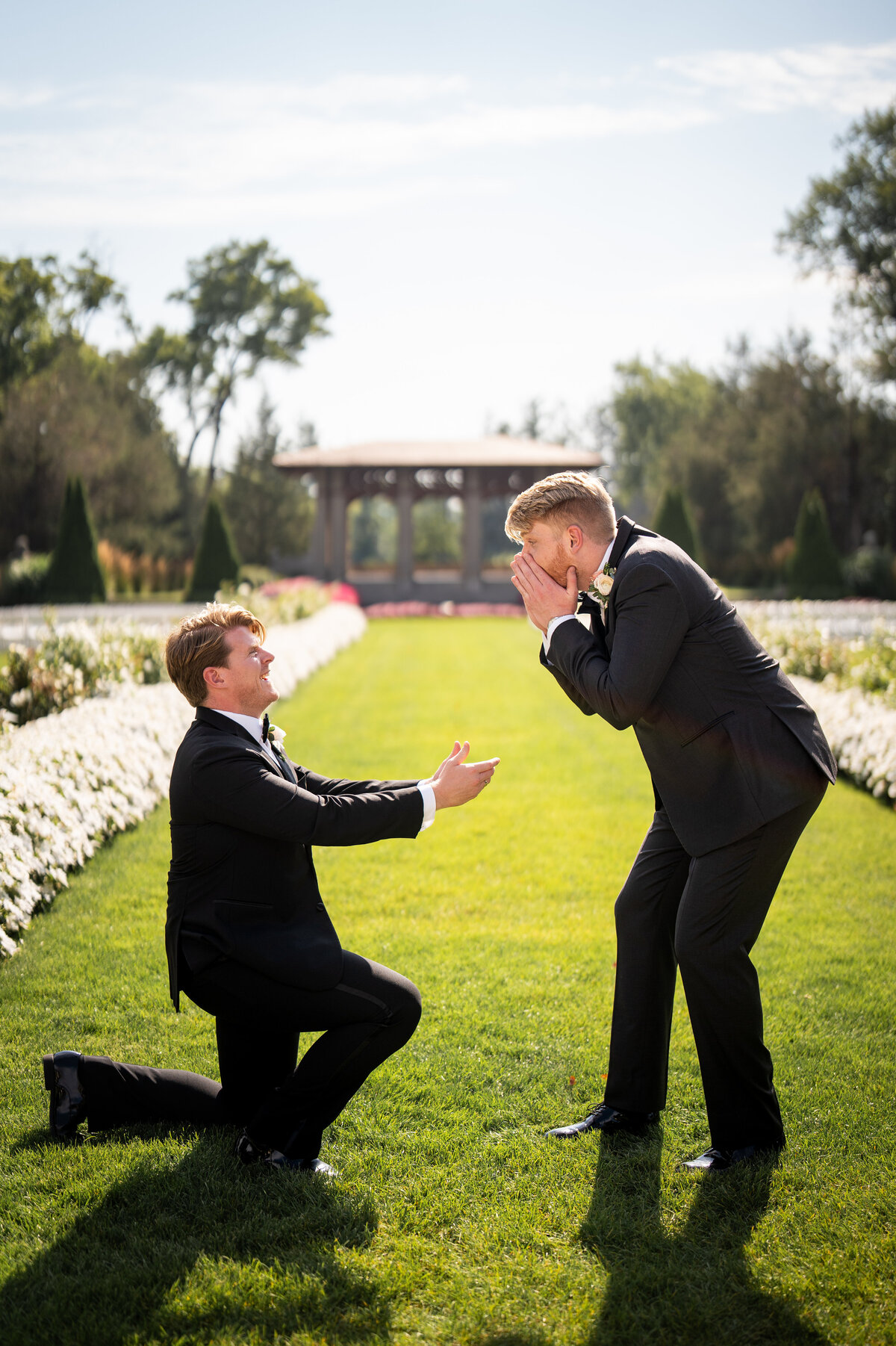 17-Editors-Favorites-Armor-house-lake-forest-wedding-50 mm
