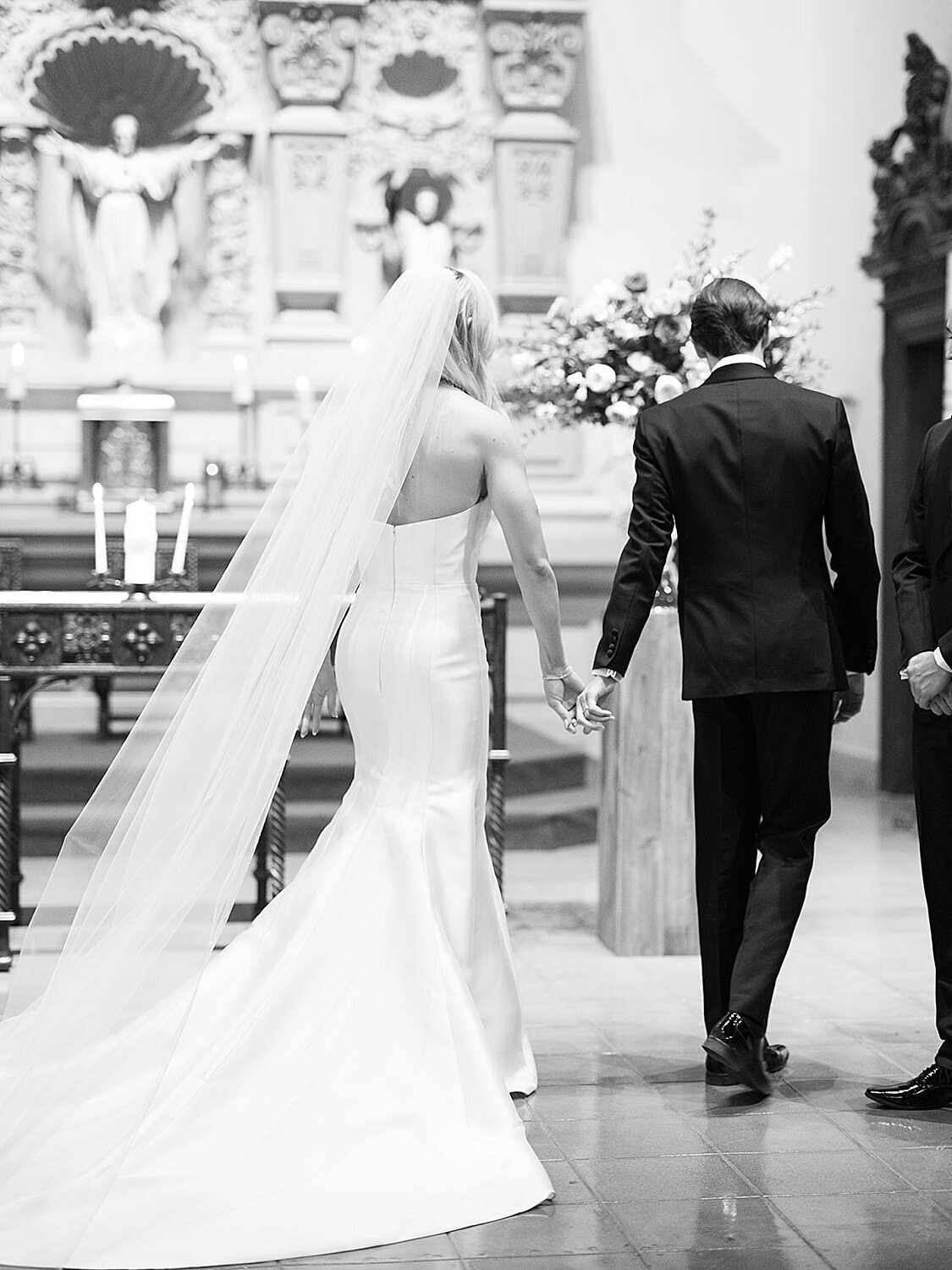 wedding-at-brophy-chapel-arizona-biltmore_0416