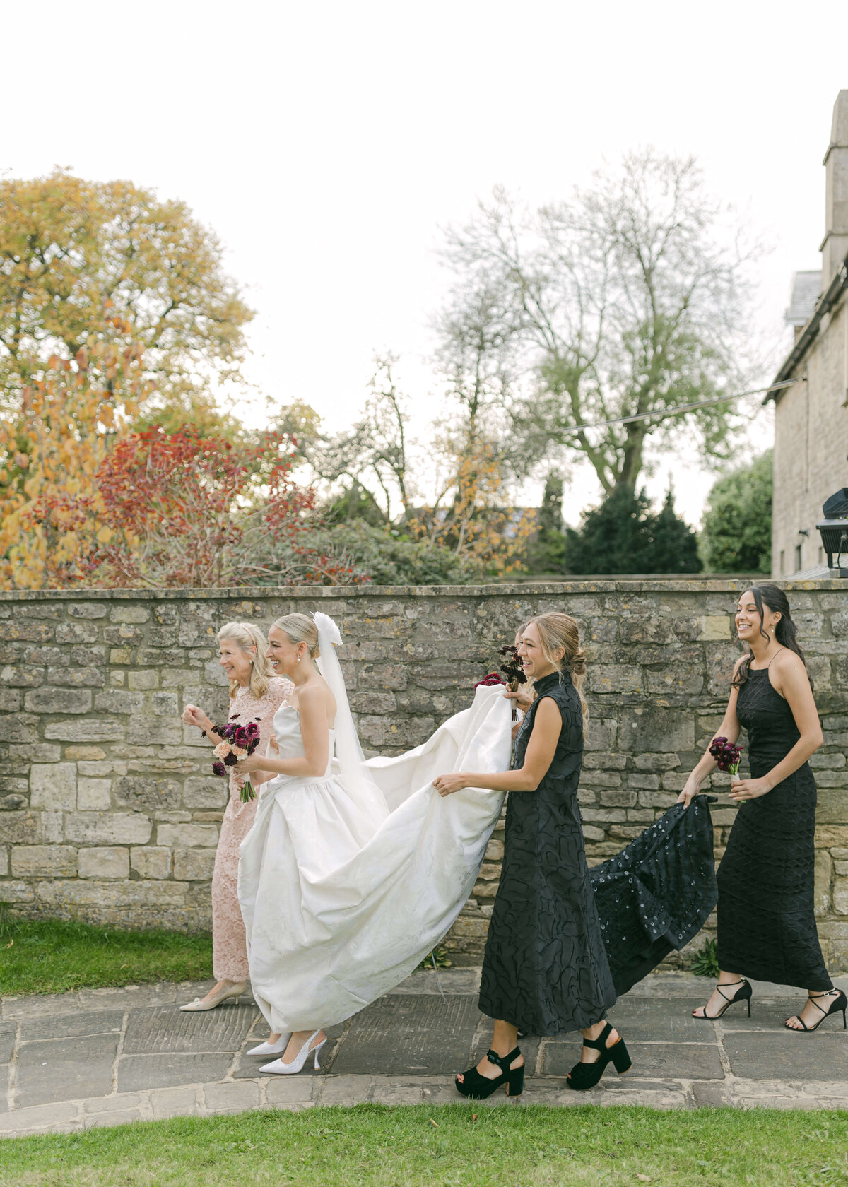 chloe-lowe-wedding-euridge-manor-cotswolds-vivienne-westwood-bridal-party