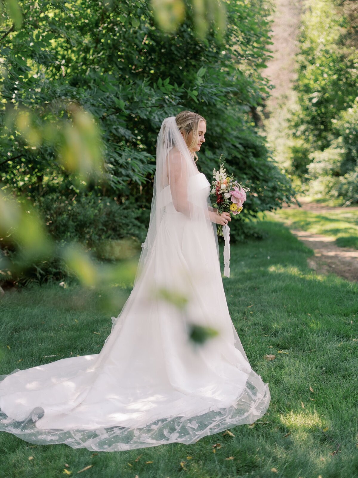 Ellisha-Keath-Sunapee-New-Hampshire-Wedding-4
