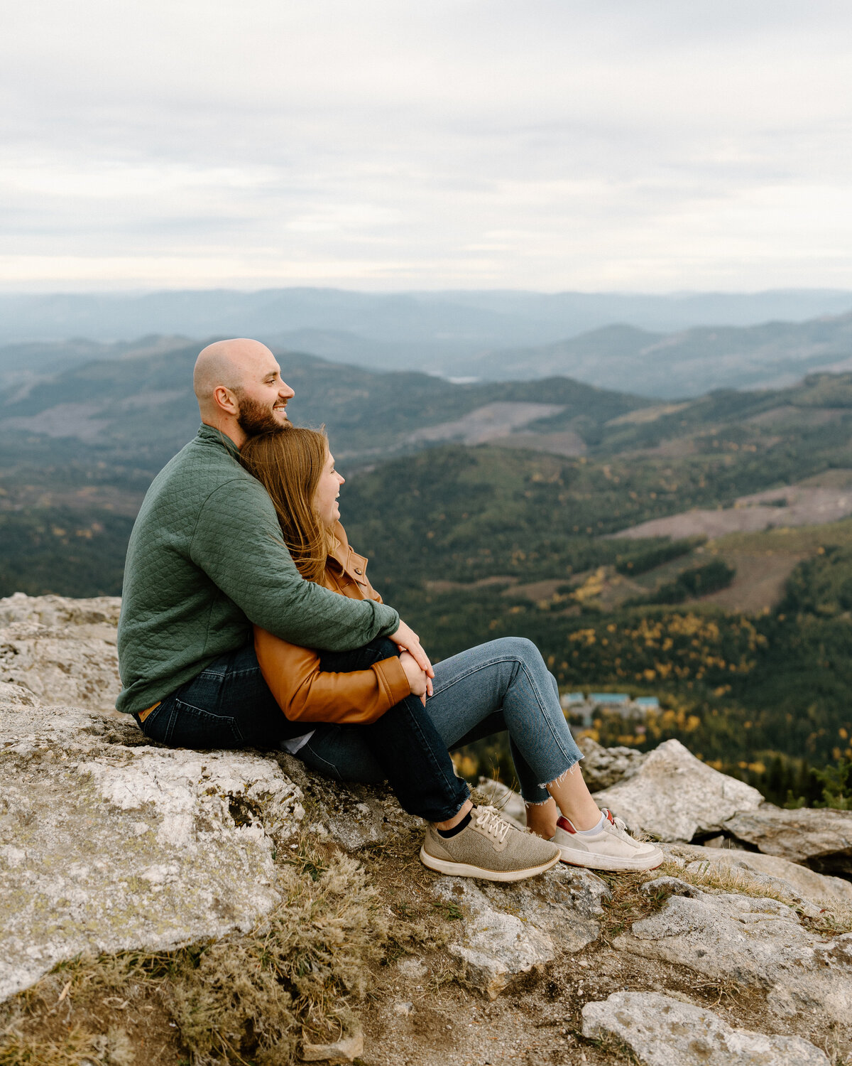 late_fall_engagement_session_mount_spokane_state_park_02