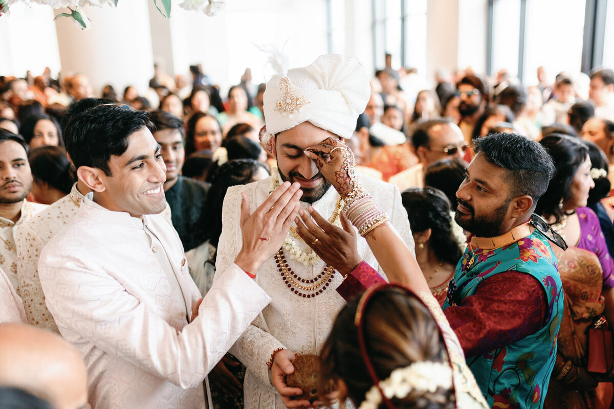 13-Baltimore-marriott-waterfront-wedding
