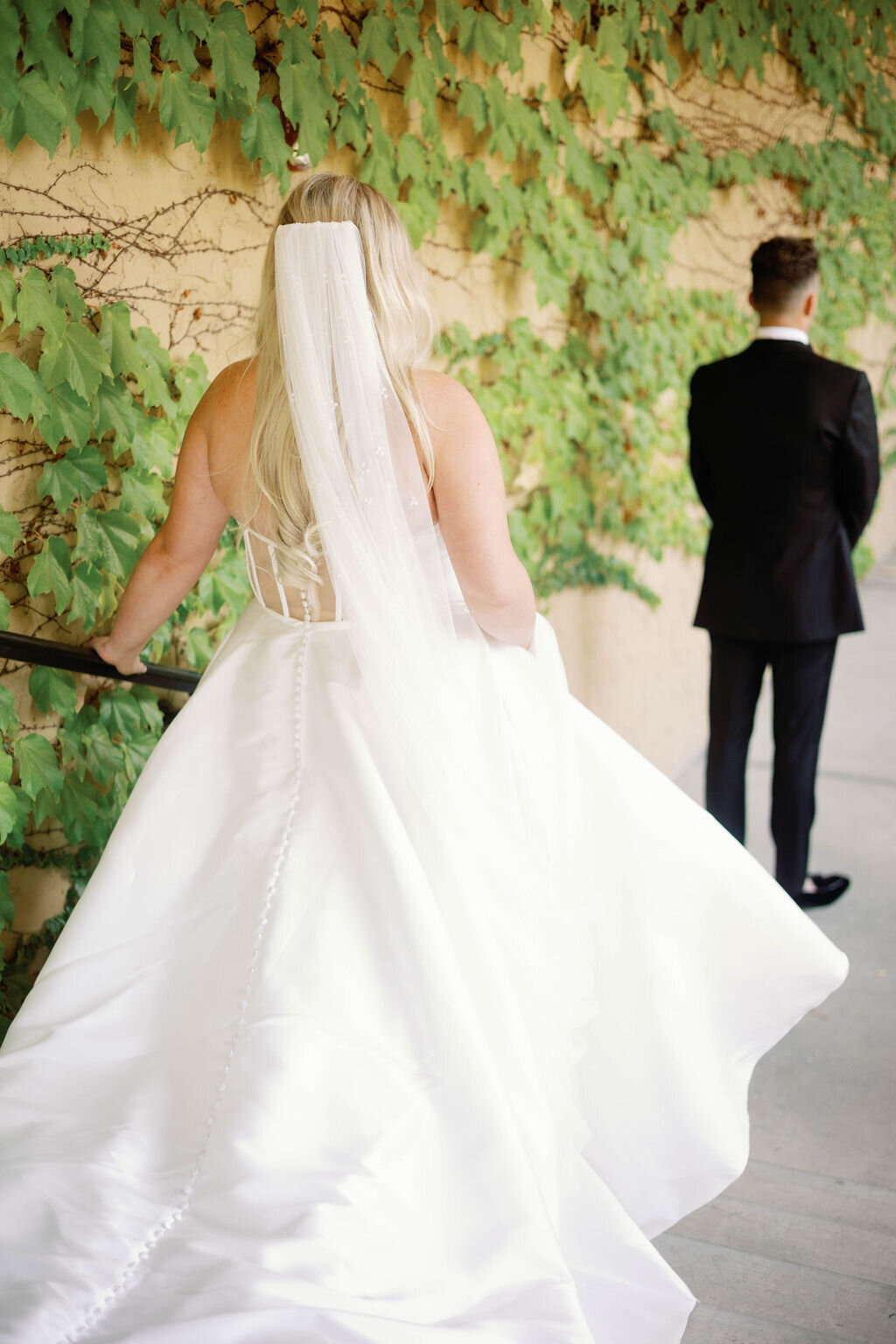 Madison-Anthony-Wedding-9.10.22-GabriellaSantosPhotography-Mr.Mrs.-12