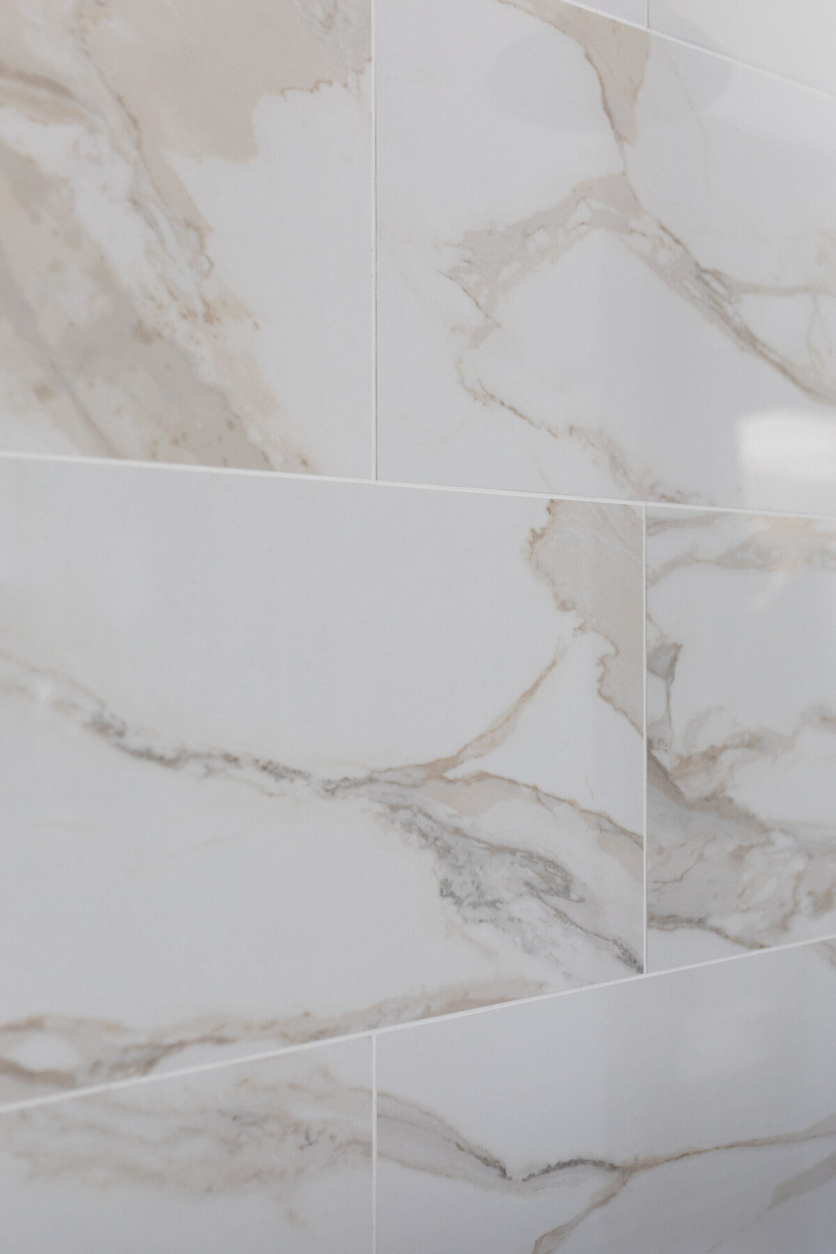 MountainFallsBath-11-scaled