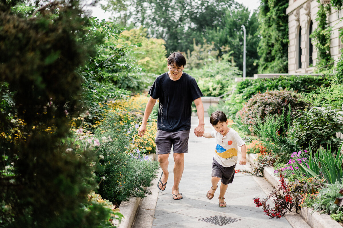 new york city family session taken at central park
