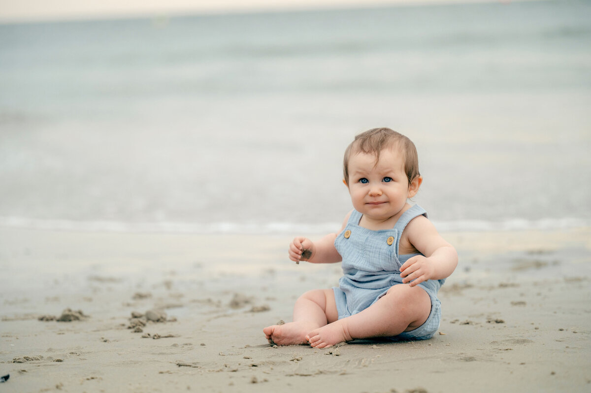 family_portrait_beach_Cape_May_NJ20240307_0019