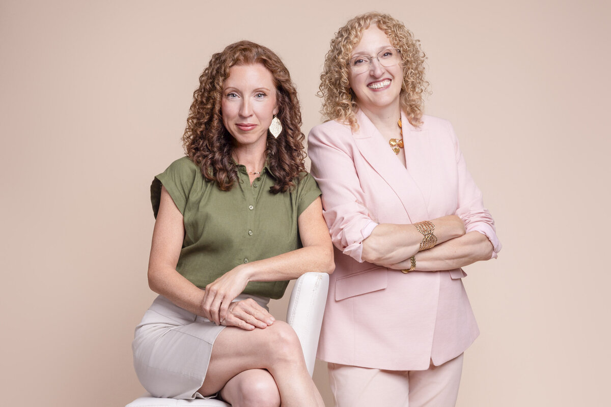 Aviatra-cincinnati-personal-brand-photos-Jennifer Blackburn-your-brand-compass-2100